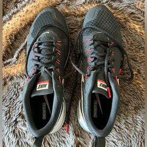 Nike Men’s Zoom Train Action Shoes